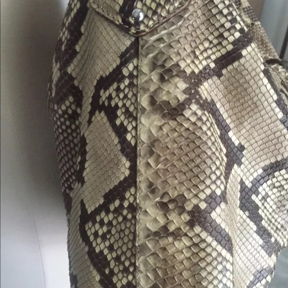 🎀SOLD🎀 PRADA LEATHER PYTHON HOBO HANDBAG - Picture 4 of 7